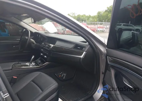 2013 BMW 528I xDrive z USA, uszkodzony, nr VIN WBAXH5C53DDW16623